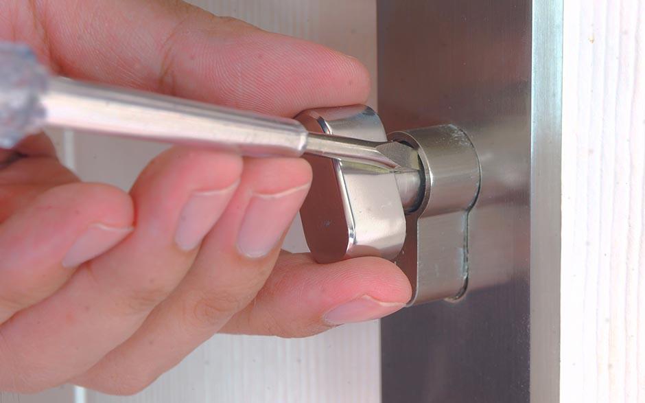 serrure locataire Suresnes